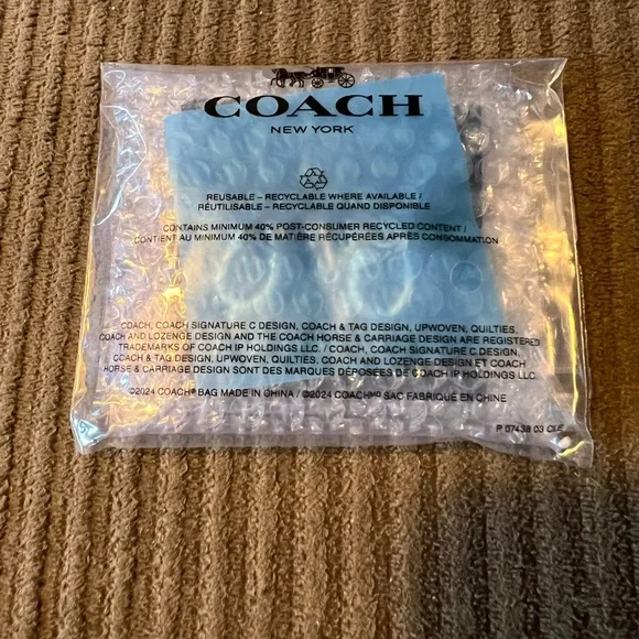 Coach Pave Signature Huggie Earrings nwt in packaging - Picture 4 of 5